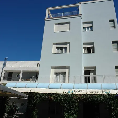 Everest Hotel-2